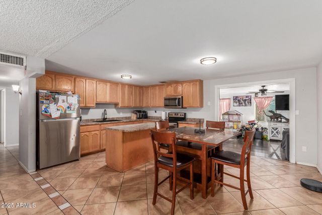 7425 W ENCANTO Boulevard, Phoenix, AZ 85035