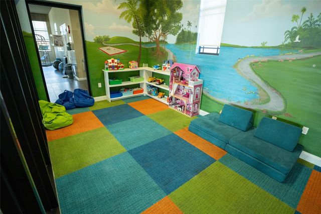 10660 S Lago Vista Cir, Parkland, FL 33076