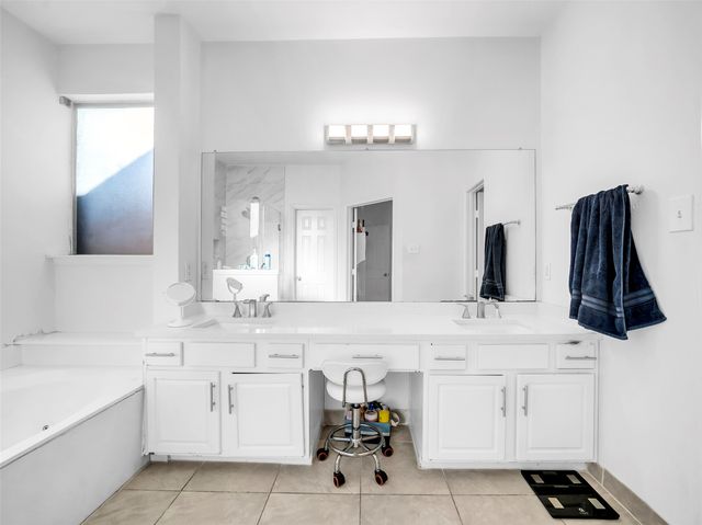 5300 Sunnyway Drive, Fort Worth, TX 76123