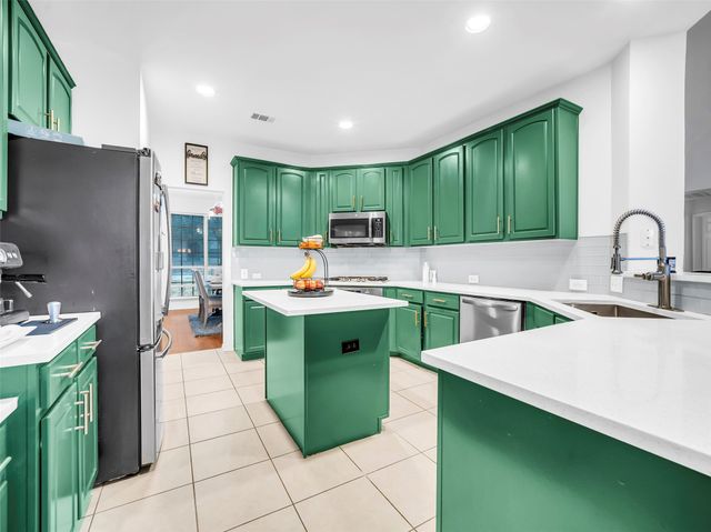 5300 Sunnyway Drive, Fort Worth, TX 76123