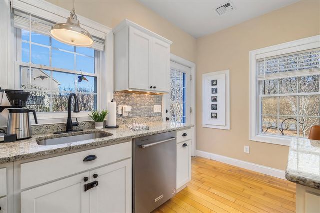 80 Spindrift Street, Jamestown, RI 02835