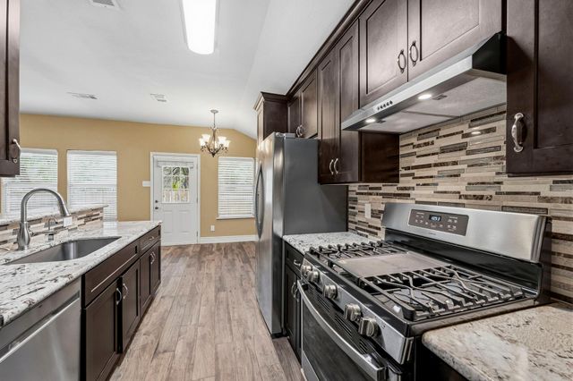 19009 Hammer Lane, Porter, TX 77365