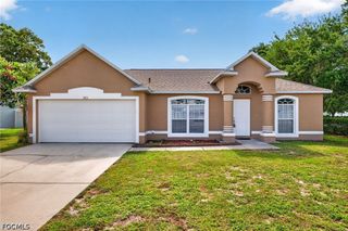 903 SE 5th AVE, Cape Coral, FL 33990