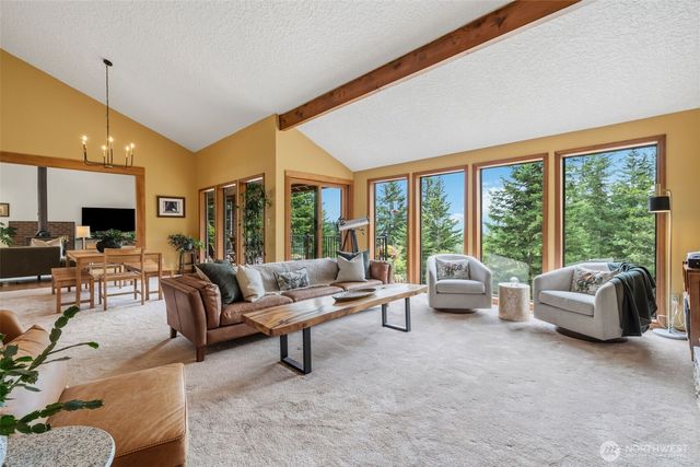 15317 NE Winsor Drive, Brush Prairie, WA 98606