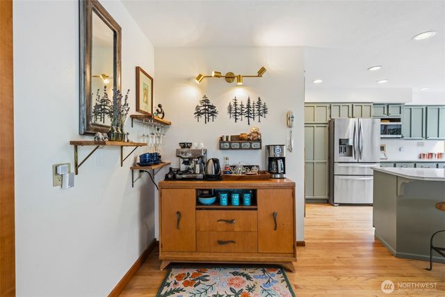 15317 NE Winsor Drive, Brush Prairie, WA 98606
