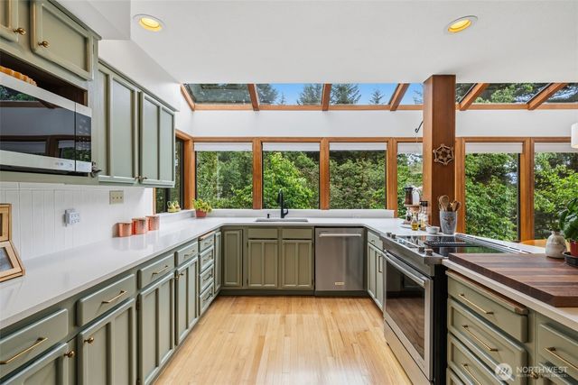15317 NE Winsor Drive, Brush Prairie, WA 98606