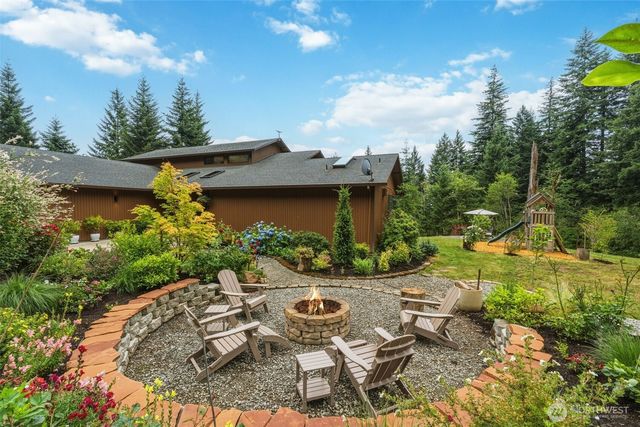 15317 NE Winsor Drive, Brush Prairie, WA 98606