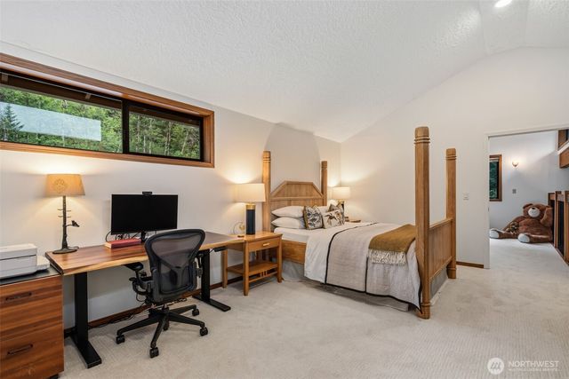 15317 NE Winsor Drive, Brush Prairie, WA 98606