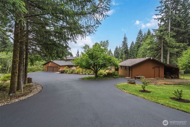 15317 NE Winsor Drive, Brush Prairie, WA 98606