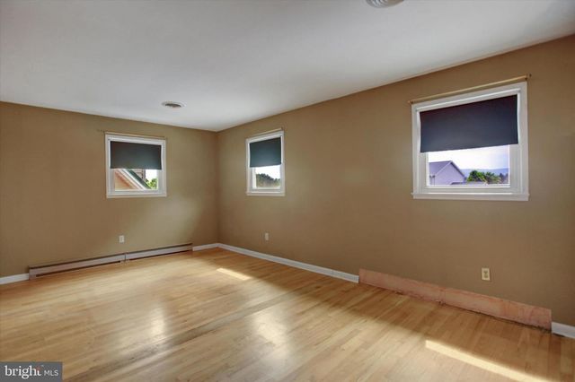 108 WILLOW DR, Shippensburg, PA 17257