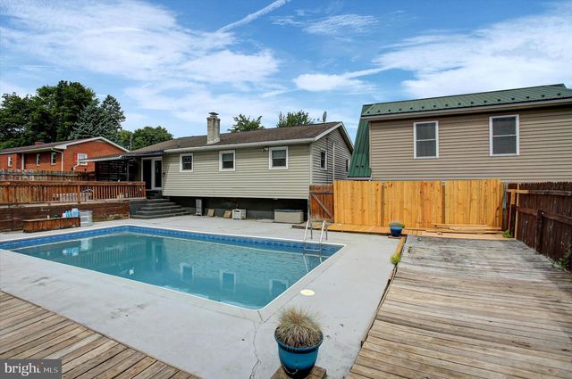 108 WILLOW DR, Shippensburg, PA 17257