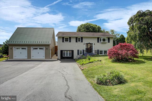 108 WILLOW DR, Shippensburg, PA 17257