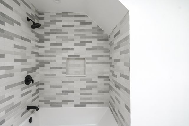 2854 N Francisco Avenue, Chicago, IL 60618