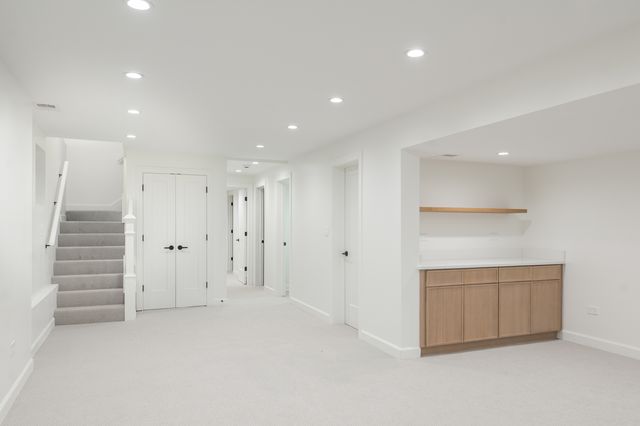 2854 N Francisco Avenue, Chicago, IL 60618