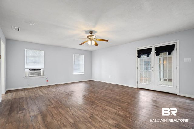 804 Henckley Avenue, Mobile, AL 36609