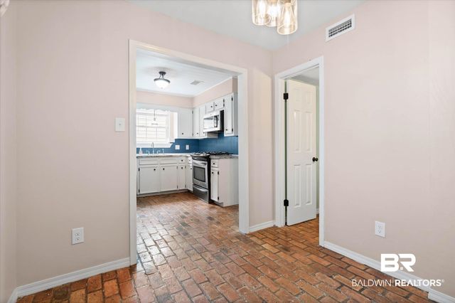 804 Henckley Avenue, Mobile, AL 36609