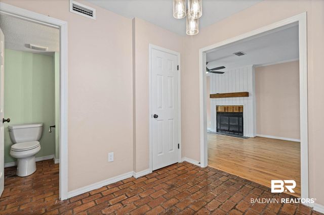 804 Henckley Avenue, Mobile, AL 36609