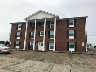 526 Main St Apt 5, Clarksville, TN 37040