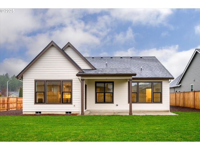 88116 WYMORE Ln, Veneta, OR 97487