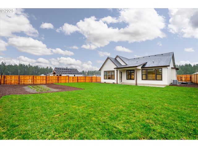 88116 WYMORE Ln, Veneta, OR 97487