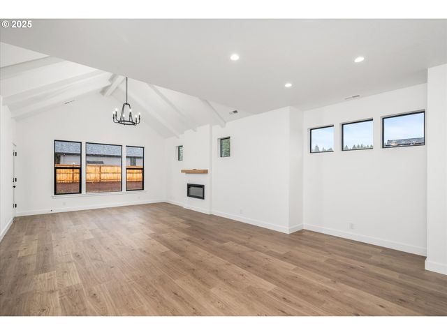 88116 WYMORE Ln, Veneta, OR 97487