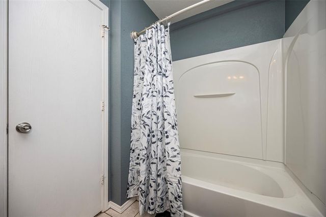 9244 Snowberry Drive, Oklahoma City, OK 73165