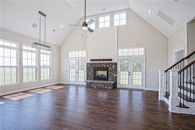 100 Battery CIR, Yorktown, VA 23692