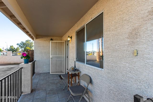 2107 W GLENROSA Avenue, Phoenix, AZ 85015