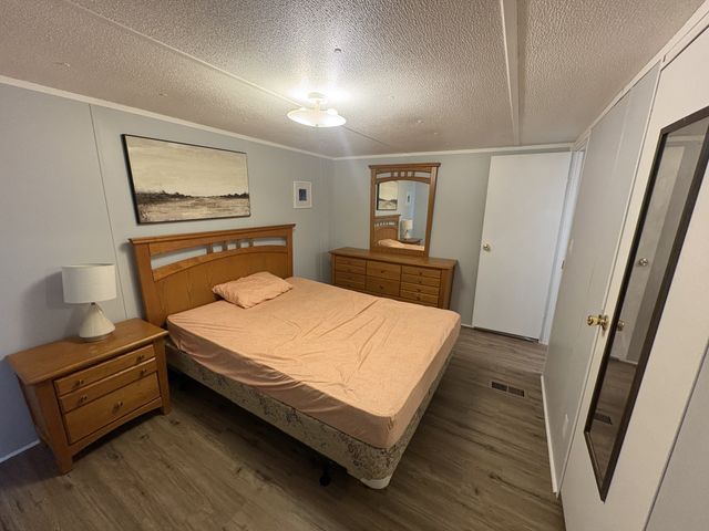 116 Landiss Ave, Cumberland City, TN 37050