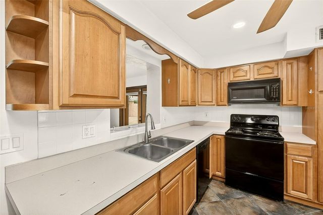 1465 BAYVIEW DRIVE, Clearwater, FL 33756