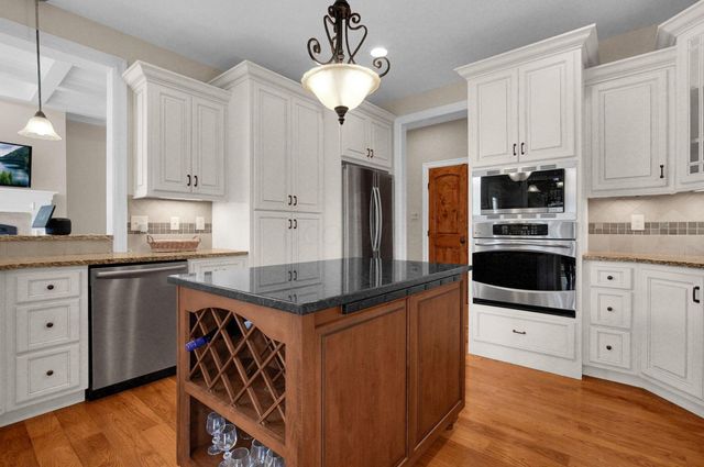 1551 Riverwood Lane, Powell, OH 43065