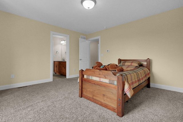 1551 Riverwood Lane, Powell, OH 43065