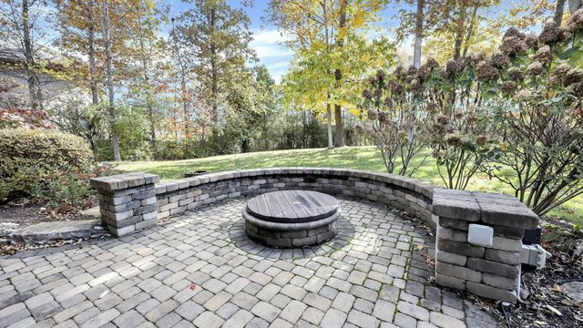 1551 Riverwood Lane, Powell, OH 43065