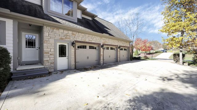 1551 Riverwood Lane, Powell, OH 43065