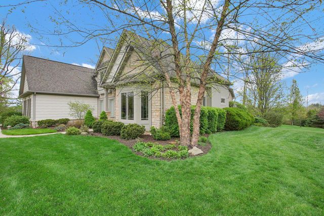 1551 Riverwood Lane, Powell, OH 43065