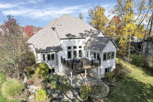 1551 Riverwood Lane, Powell, OH 43065