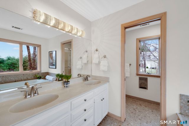 24 Thompson Hill Road, Canton, CT 06019