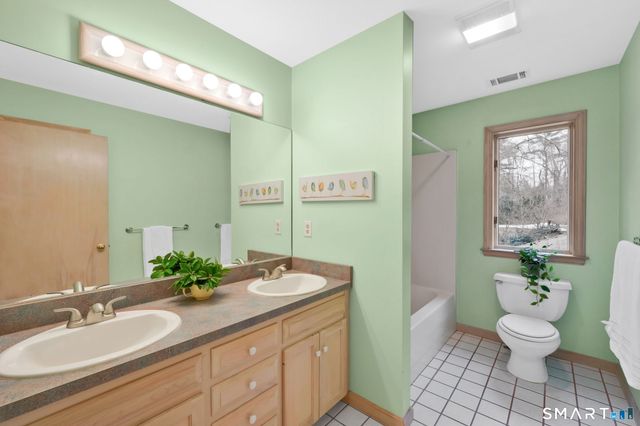 24 Thompson Hill Road, Canton, CT 06019