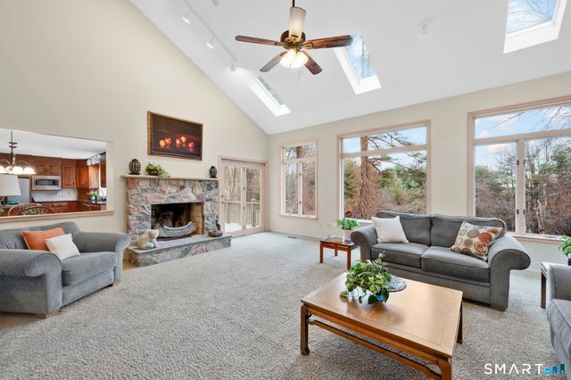 24 Thompson Hill Road, Canton, CT 06019