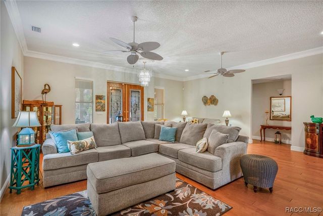 709 Zephyr Street, Inverness, FL 34453