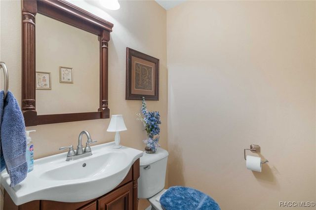 709 Zephyr Street, Inverness, FL 34453