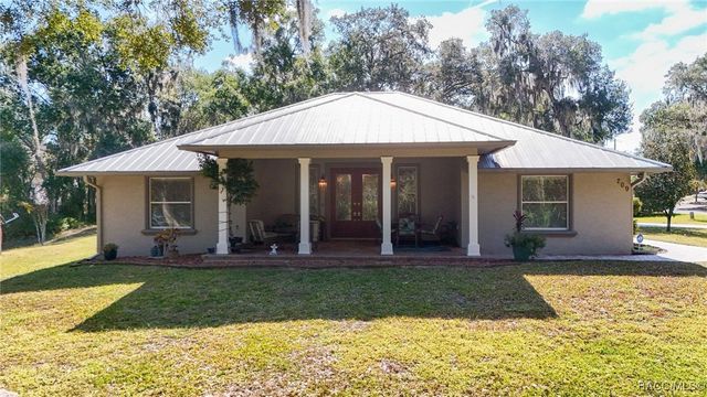 709 Zephyr Street, Inverness, FL 34453