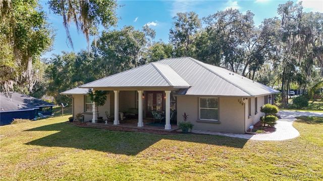 709 Zephyr Street, Inverness, FL 34453