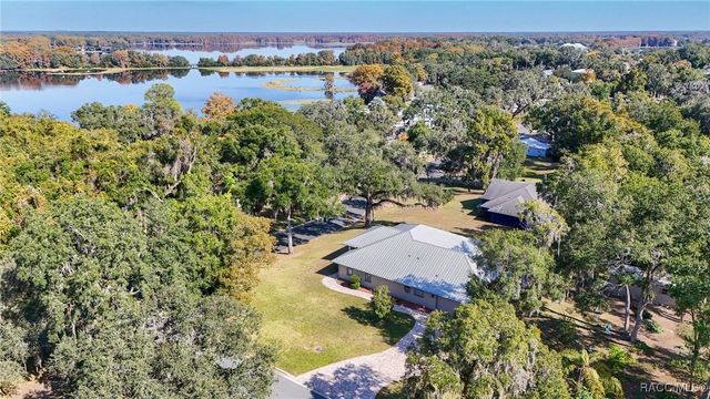 709 Zephyr Street, Inverness, FL 34453