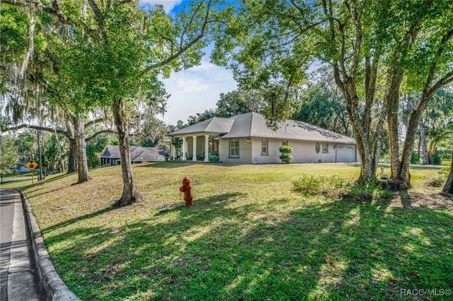 709 Zephyr Street, Inverness, FL 34453