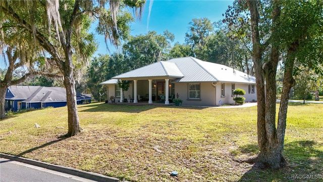 709 Zephyr Street, Inverness, FL 34453