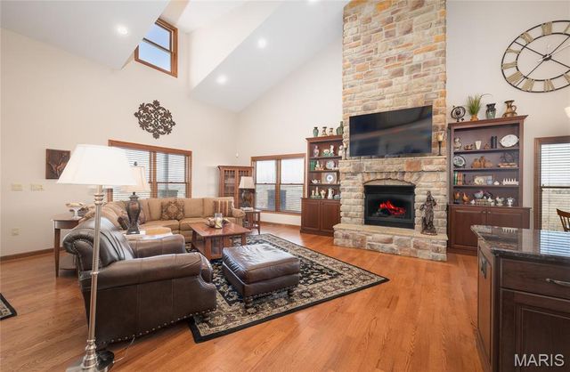 16150 County Road 8390, Rolla, MO 65401