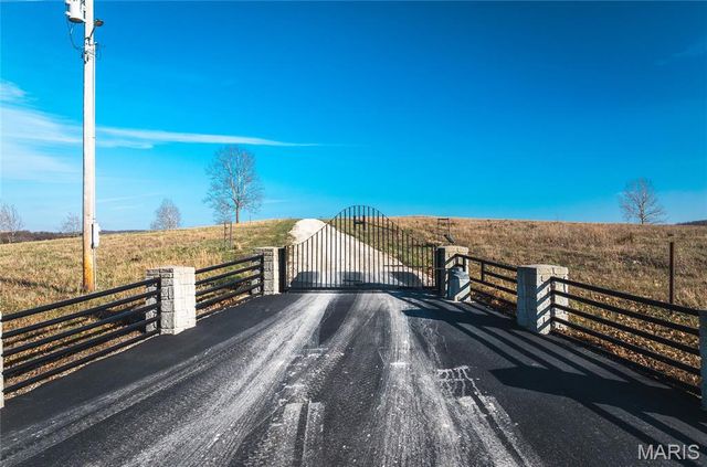 16150 County Road 8390, Rolla, MO 65401
