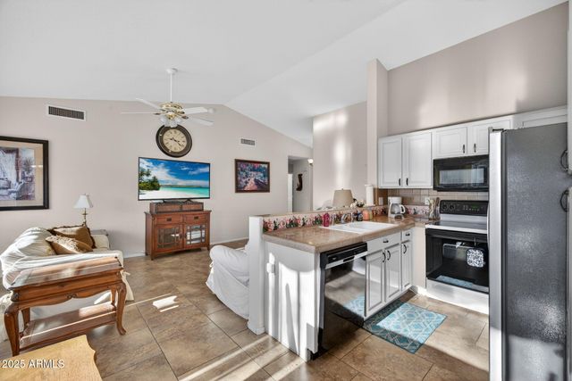 1831 E Lindrick Drive, Chandler, AZ 85249