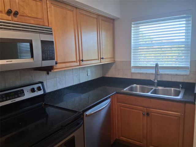 505 NE 20th Avenue 217, Deerfield Beach, FL 33441